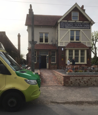Bus at the Long Man Inn, Wilmington